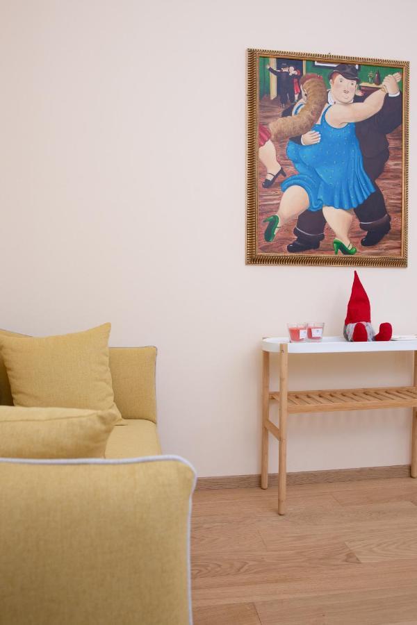 Botero Luxury Apartment Vicino Arco Della Pace Milan Exterior photo